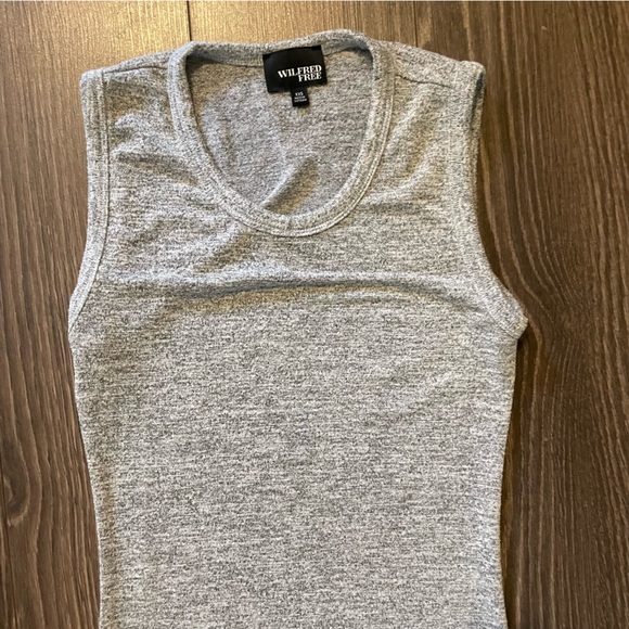 Wilfred Free Body Con Midi Dress - Picture 3 of 4